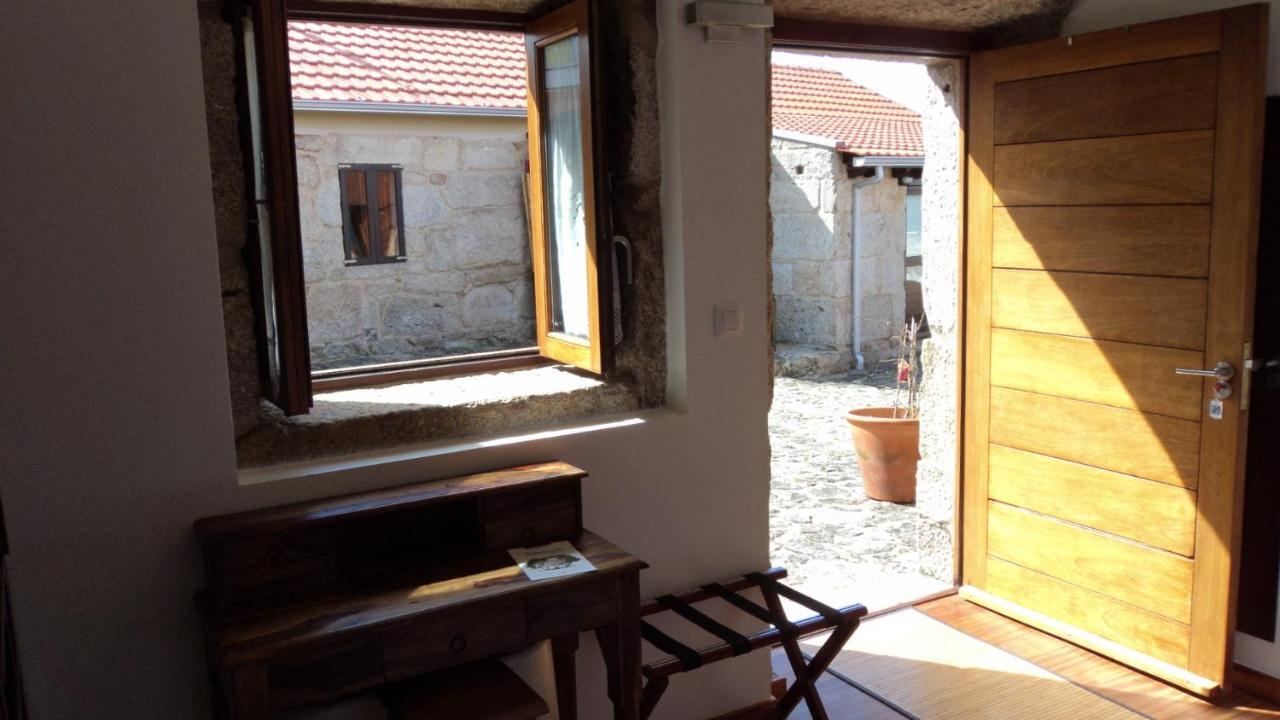 Vinosobroso Casa Rural Hostal Mondariz Exterior foto