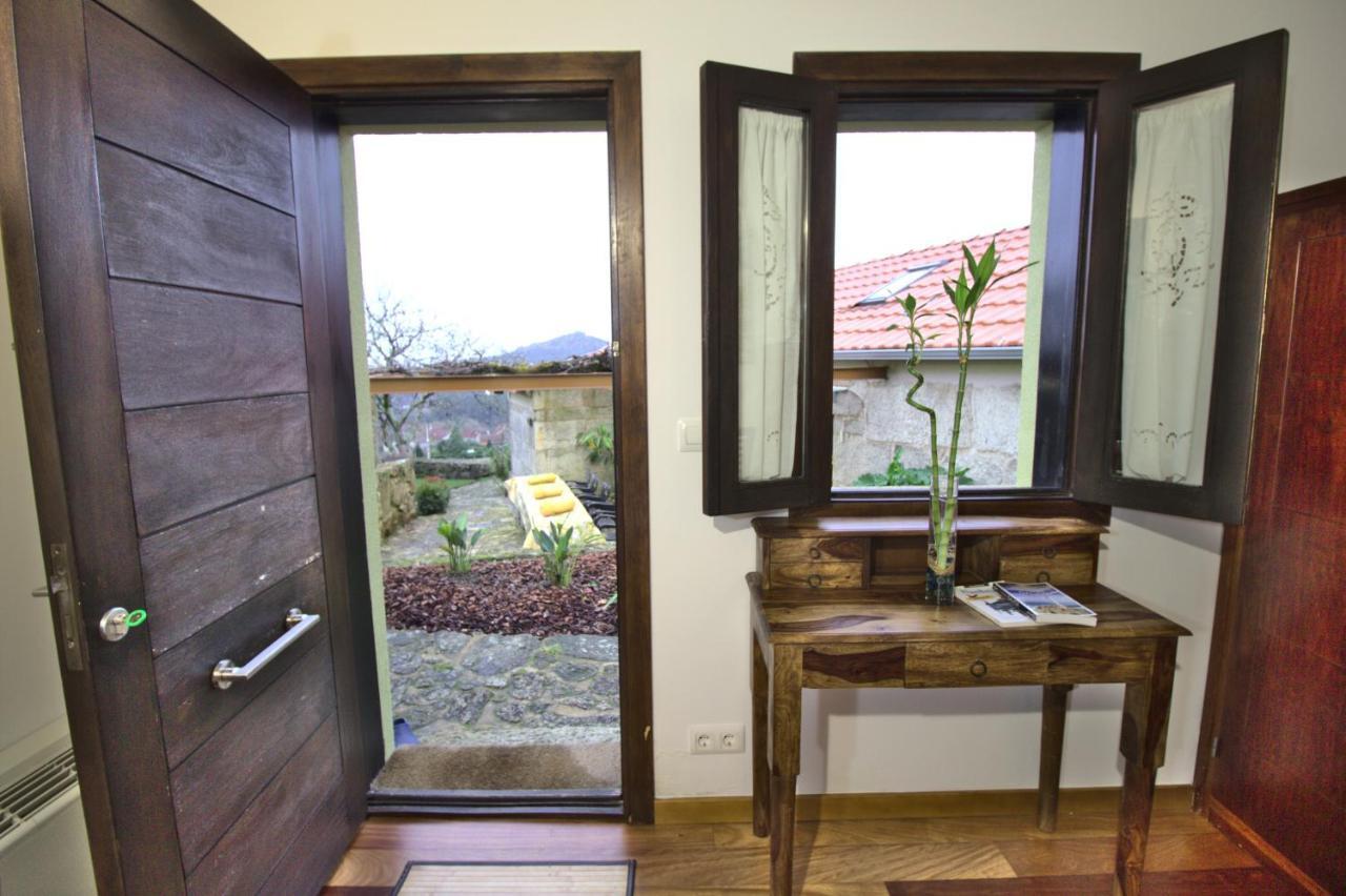 Vinosobroso Casa Rural Hostal Mondariz Exterior foto