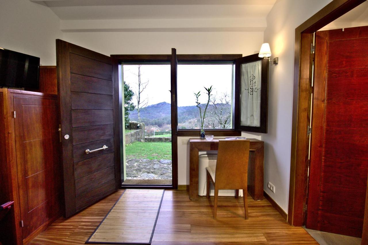 Vinosobroso Casa Rural Hostal Mondariz Exterior foto